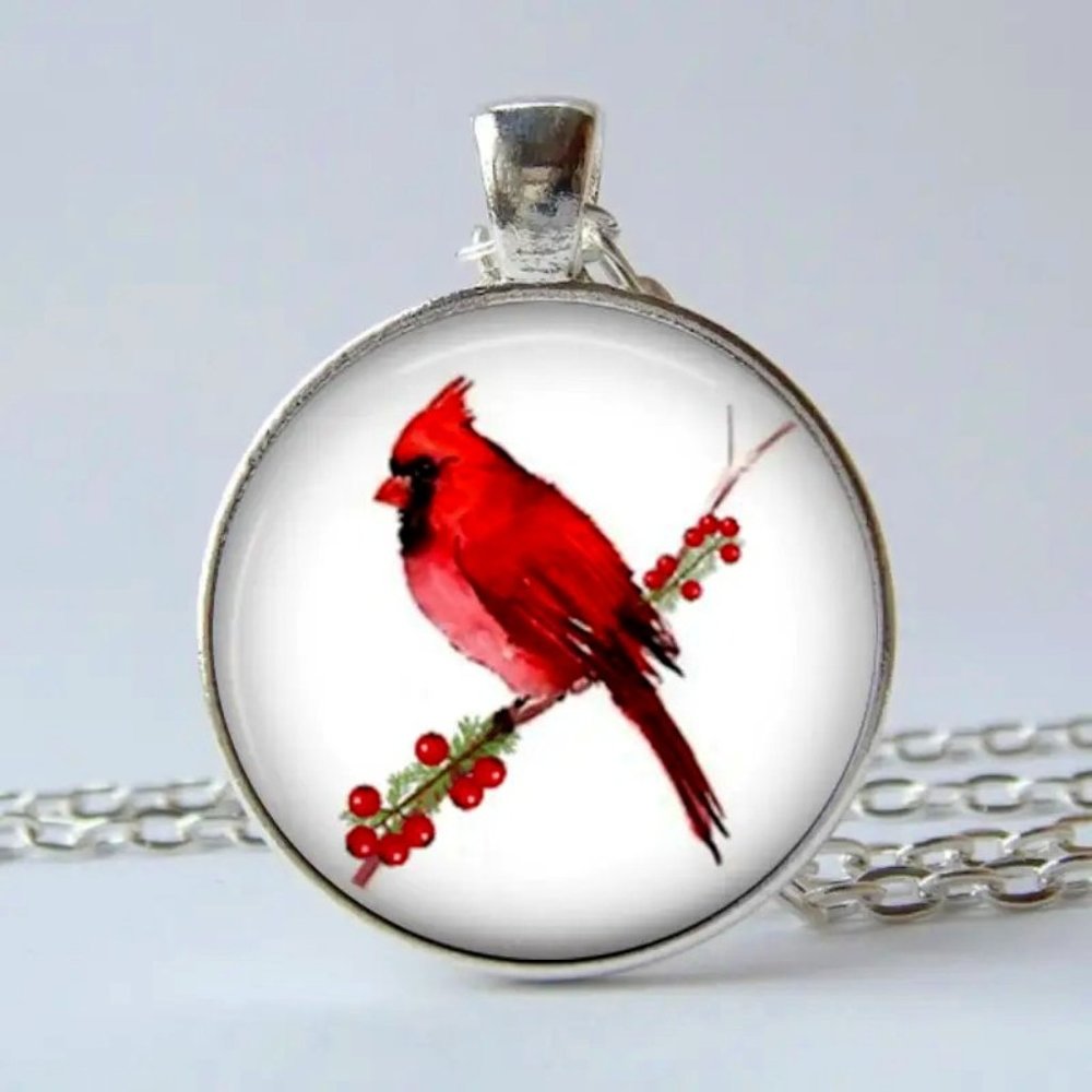 Silver RED BIRD Cardinal Christmas Cabochon Pendant Necklace - Picture 1 of 3